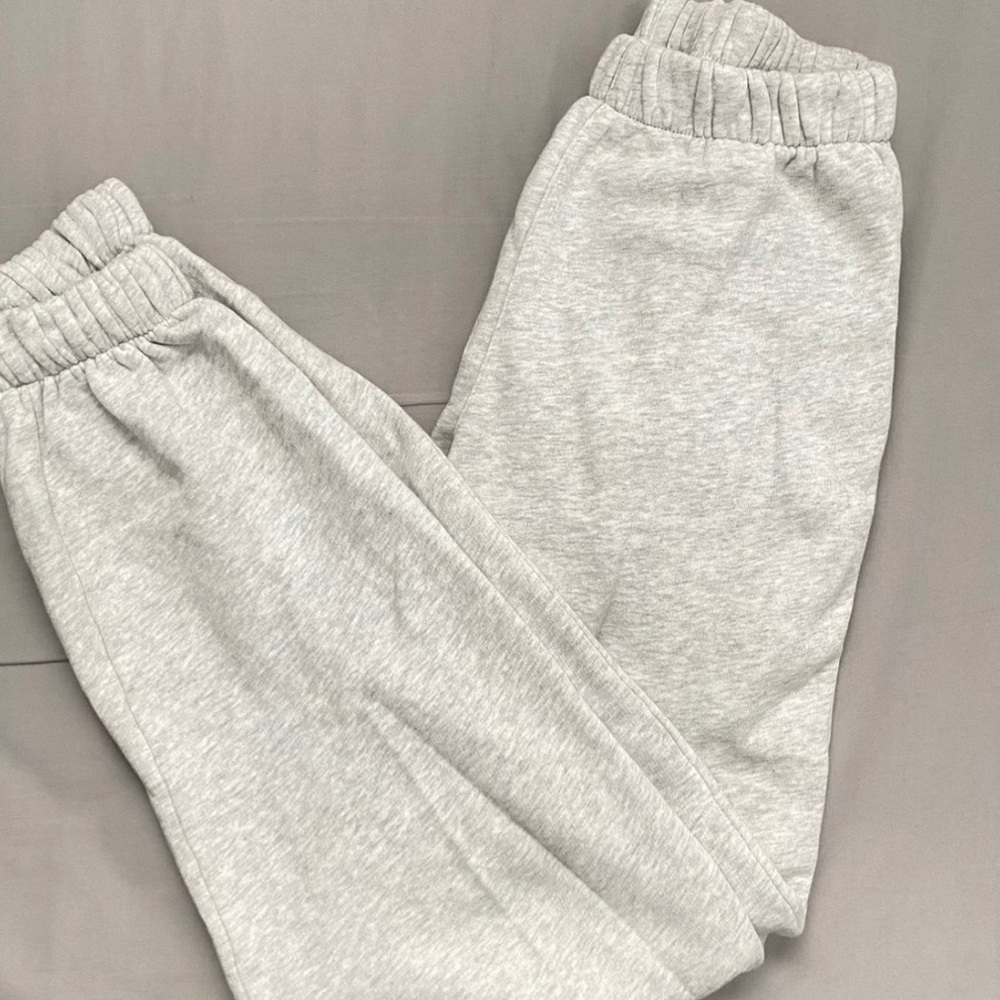 Brandy Melville grey oversized sweatpants